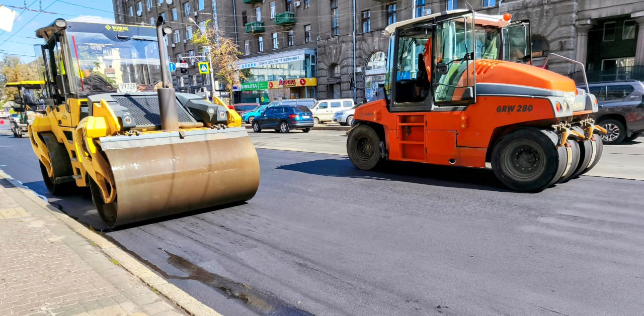 Дорожники Харкова виконали поточний ремонт на вулиці Євгена Котляра